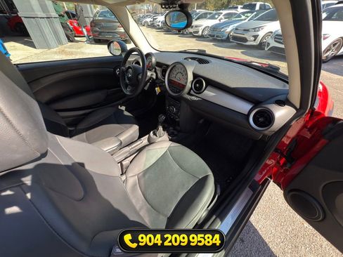 Used 2014 MINI Cooper Clubman FWD image 30