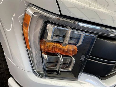 Used 2022 Ford F150 Lariat w/ Max Trailer Tow Package image 28