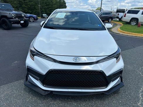 Used 2022 Toyota Corolla SE FWD image 3