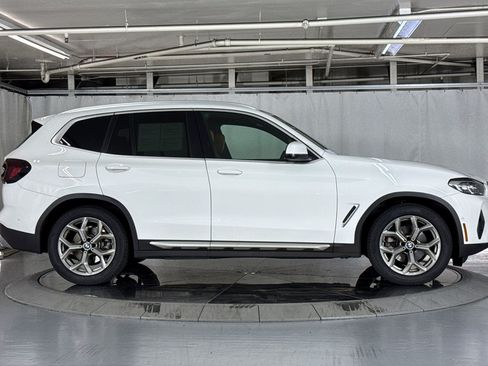 Used 2024 BMW X3 sDrive30i w/ Convenience Package RWD image 7