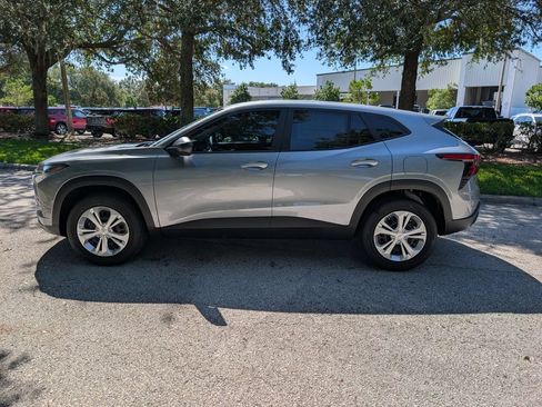 New 2026 Chevrolet Trax LS w/ Driver Confidence Package FWD image 5