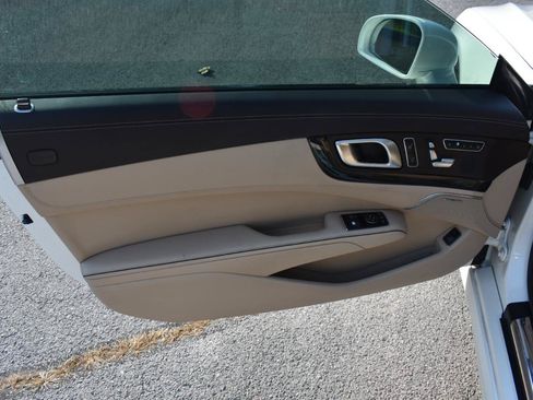 Used 2016 Mercedes-Benz SL 550 image 25