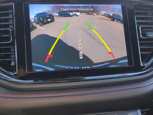 Used 2023 Dodge Durango GT image 26