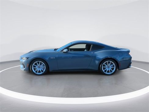 Used 2024 Ford Mustang GT Premium image 5