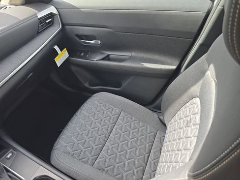 New 2026 Nissan Kicks SV w/ Cold Weather Package FWD image 17
