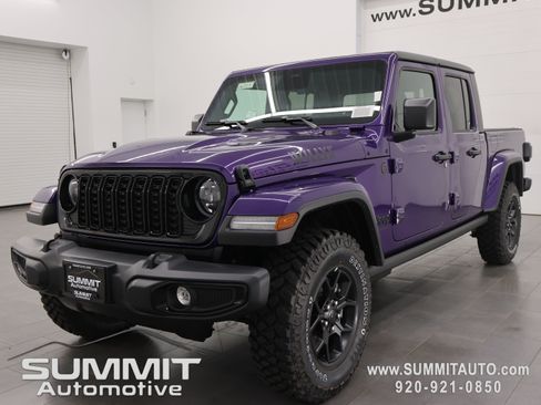 New 2026 Jeep Gladiator Sport AWD/4WD image 7