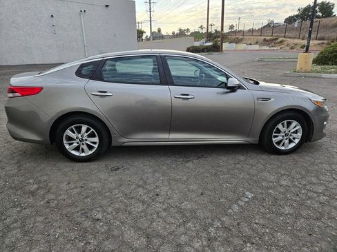 Used 2018 Kia Optima LX FWD image 19