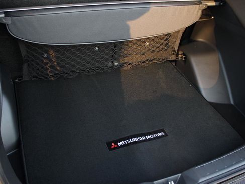 New 2026 Mitsubishi Eclipse Cross LE image 9