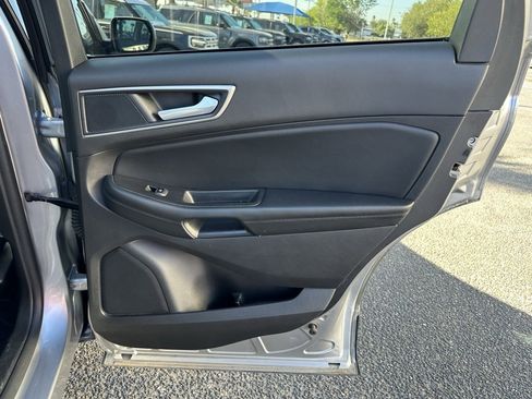 Used 2022 Ford Edge SEL w/ Convenience Package image 19