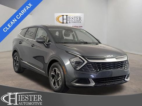 Used 2024 Kia Sportage LX FWD image 1