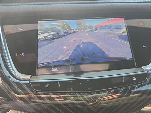 Used 2024 Cadillac XT6 Premium Luxury FWD image 20
