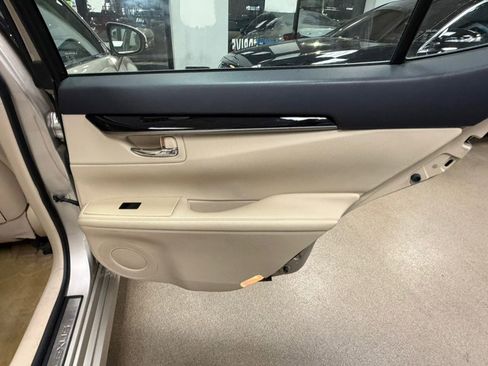 Used 2014 Lexus ES 350 image 28