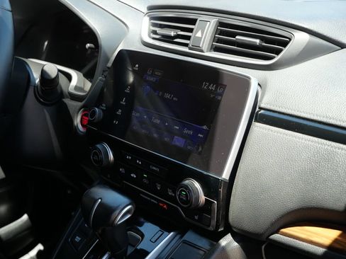 Used 2018 Honda CR-V Touring image 21