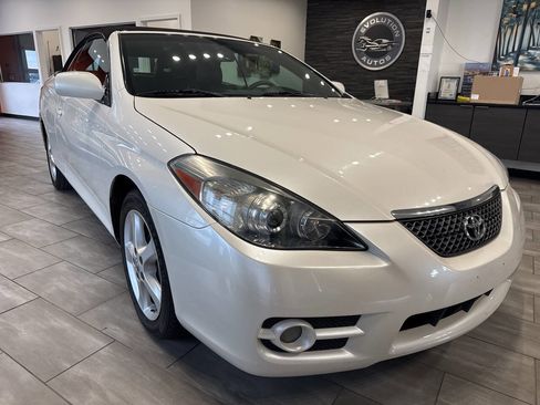 Used 2007 Toyota Solara SLE image 2