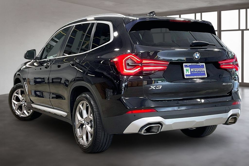 Used 2022 BMW X3 xDrive30i w/ Premium Package 2 AWD/4WD image 4