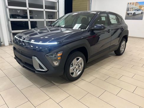 New 2026 Hyundai Kona SE image 1