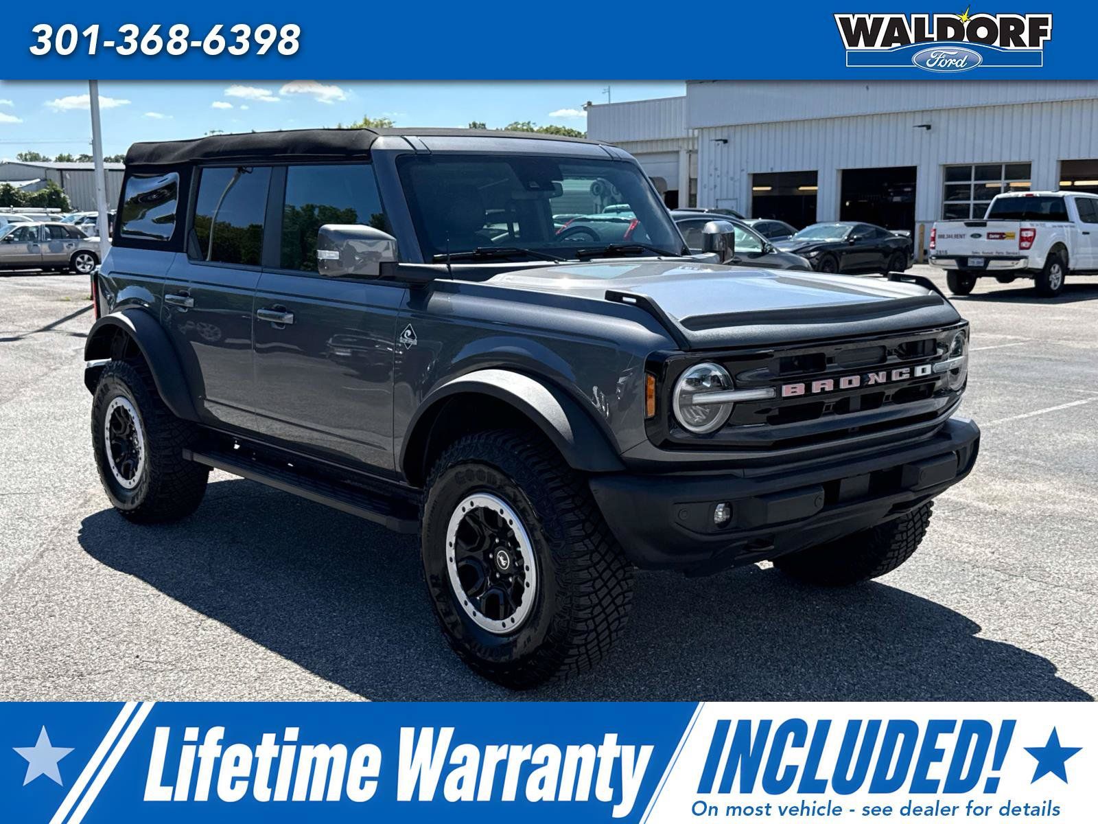 Used 2023 Ford Bronco Outer Banks w/ Sasquatch Package AWD/4WD image 1