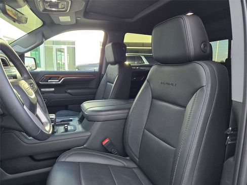 Used 2023 GMC Sierra 1500 Denali w/ Denali Reserve Package AWD/4WD image 29