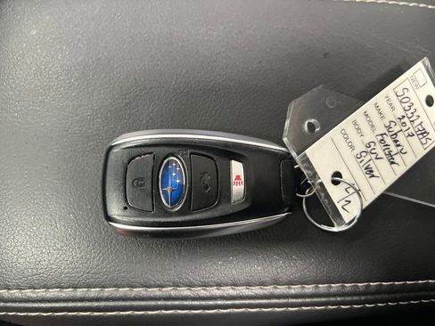 Used 2017 Subaru Forester 2.5i Touring image 32