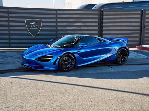 Used 2026 McLaren 750S image 5