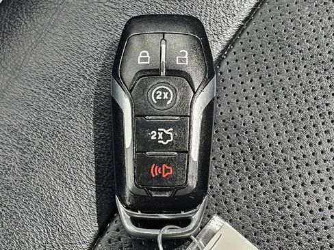 Used 2016 Ford Explorer Limited image 14