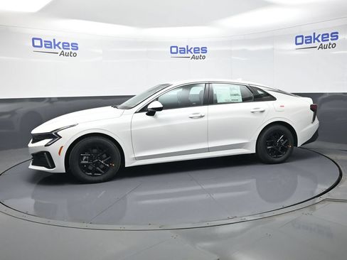 New 2026 Kia K5 LXS FWD image 5