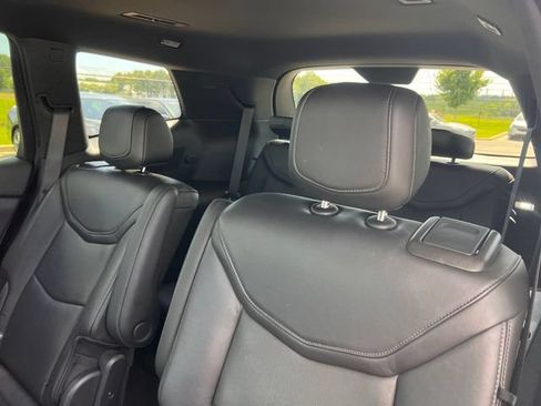 Used 2020 Cadillac XT6 Premium Luxury AWD/4WD image 20