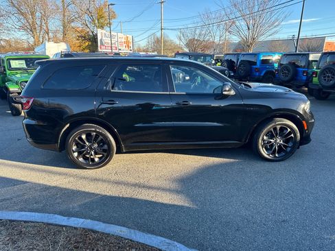 Used 2022 Dodge Durango R/T w/ Blacktop Package image 7