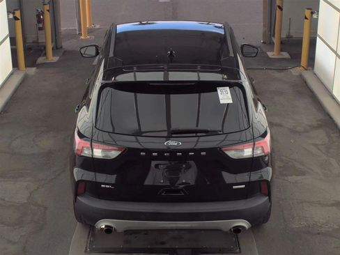 Used 2020 Ford Escape SEL image 6