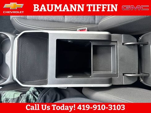 Used 2025 GMC Terrain Elevation AWD/4WD image 16