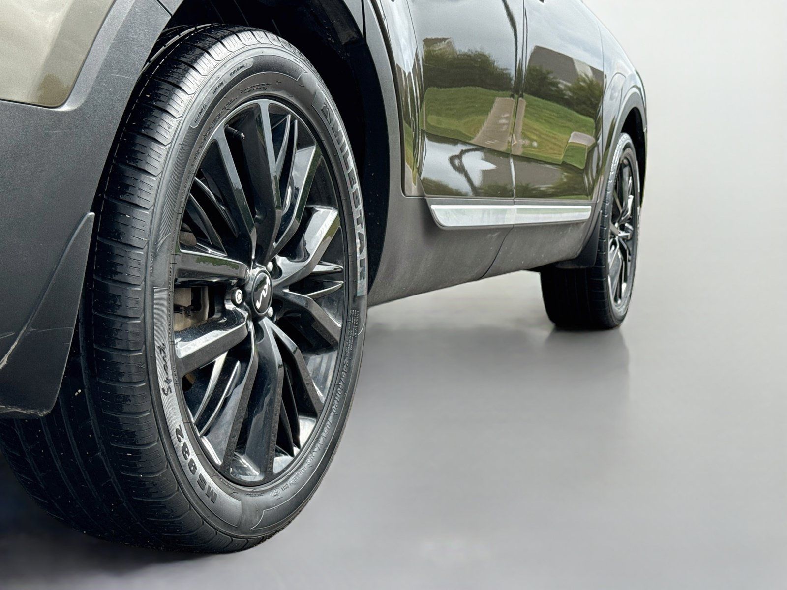 Used 2022 Kia Telluride SX FWD image 9