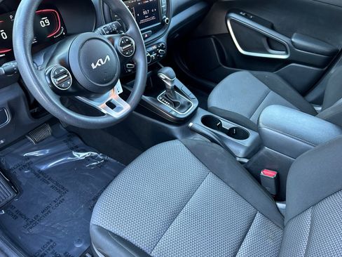 Certified 2023 Kia Soul LX w/ Option Group 015 image 10