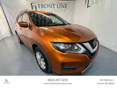 Used 2019 Nissan Rogue SV image 1