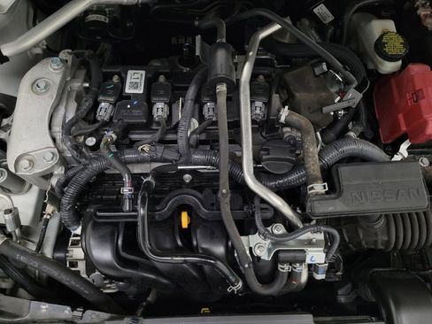 Used 2021 Nissan Sentra SR w/ SR Premium Package image 30