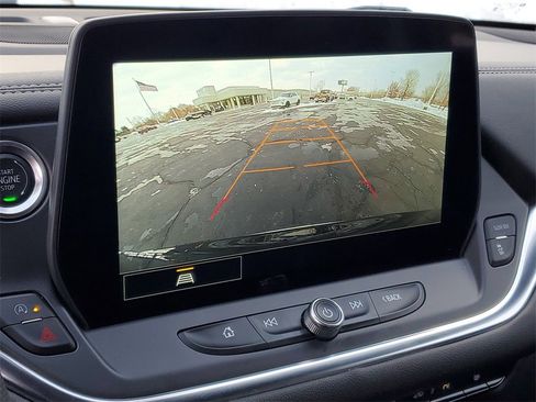 Used 2025 Chevrolet Blazer LT image 19