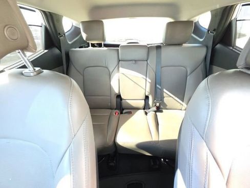 Used 2017 Hyundai Santa Fe Sport FWD image 21