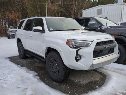 Used 2022 Toyota 4Runner TRD Off-Road Premium w/ Moonroof Package image 3