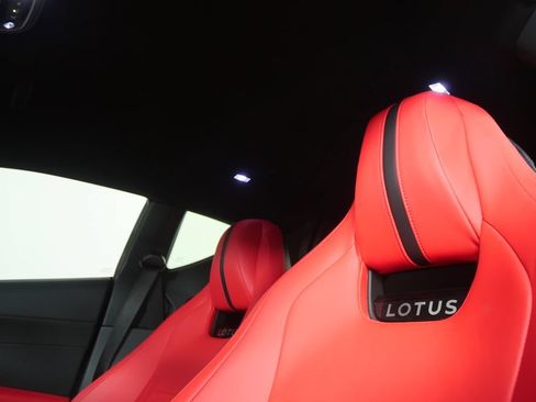 Used 2025 Lotus Emira RWD image 19