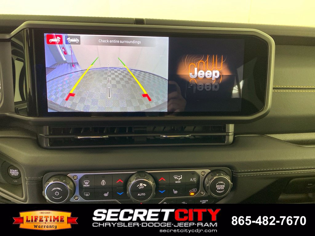New 2026 Jeep Wrangler Unlimited Sahara AWD/4WD image 25