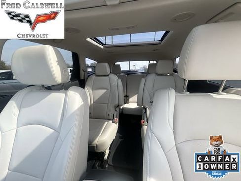 Used 2023 Buick Enclave Essence w/ Experience Buick Package image 13