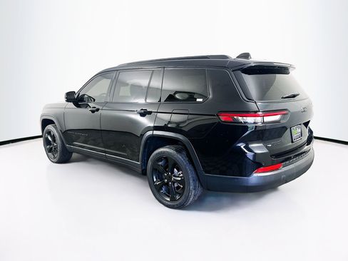 Used 2023 Jeep Grand Cherokee L Laredo AWD/4WD image 5