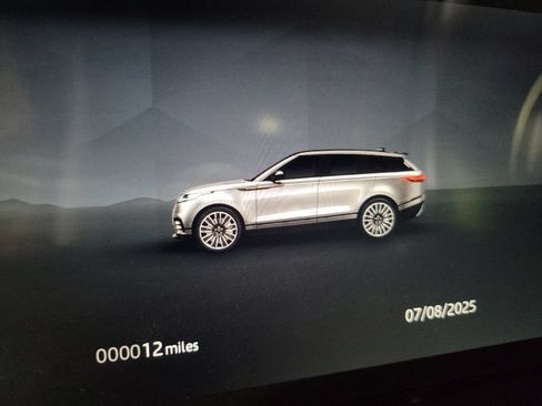 Used 2026 Land Rover Range Rover Velar Dynamic SE AWD/4WD image 18