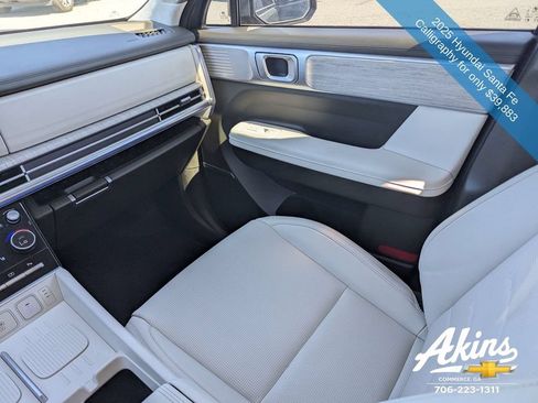 Used 2025 Hyundai Santa Fe Calligraphy AWD/4WD image 18