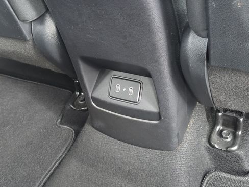 Used 2024 Kia Soul S FWD image 27
