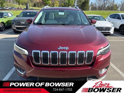 Used 2019 Jeep Cherokee Limited AWD/4WD image 8