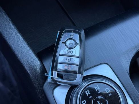 Used 2022 Ford Escape SE w/ Convenience Package image 10