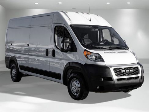 Used 2021 RAM ProMaster 2500 w/ Convenience Group image 5