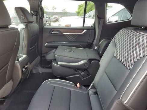 New 2026 GMC Acadia Denali image 11