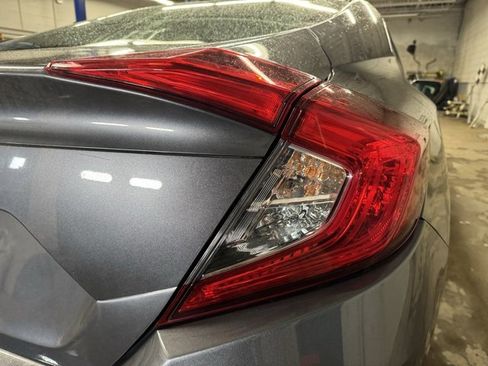 Used 2019 Honda Civic LX image 9