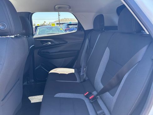 Used 2025 Chevrolet TrailBlazer LT FWD image 27